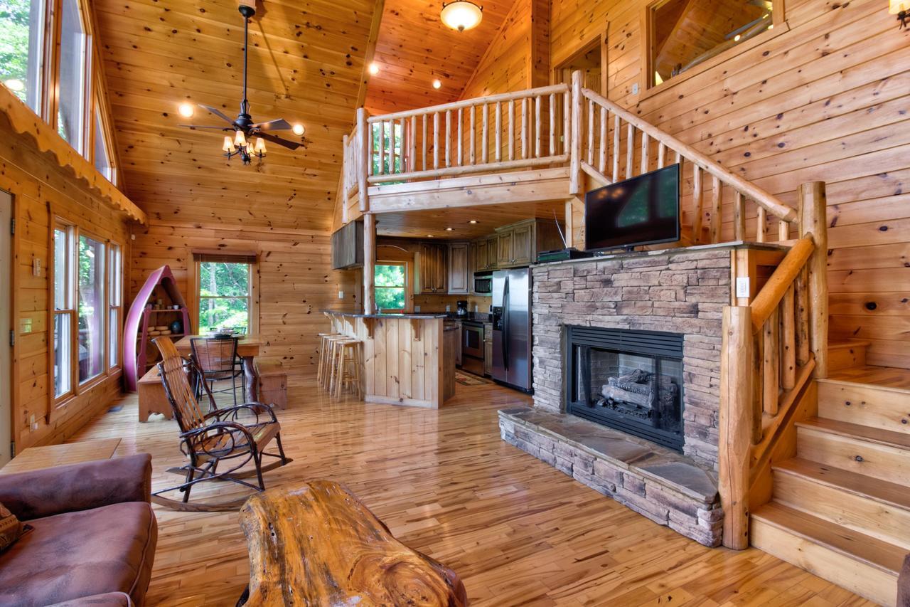Moon Kiss Villa Blue Ridge Exterior photo