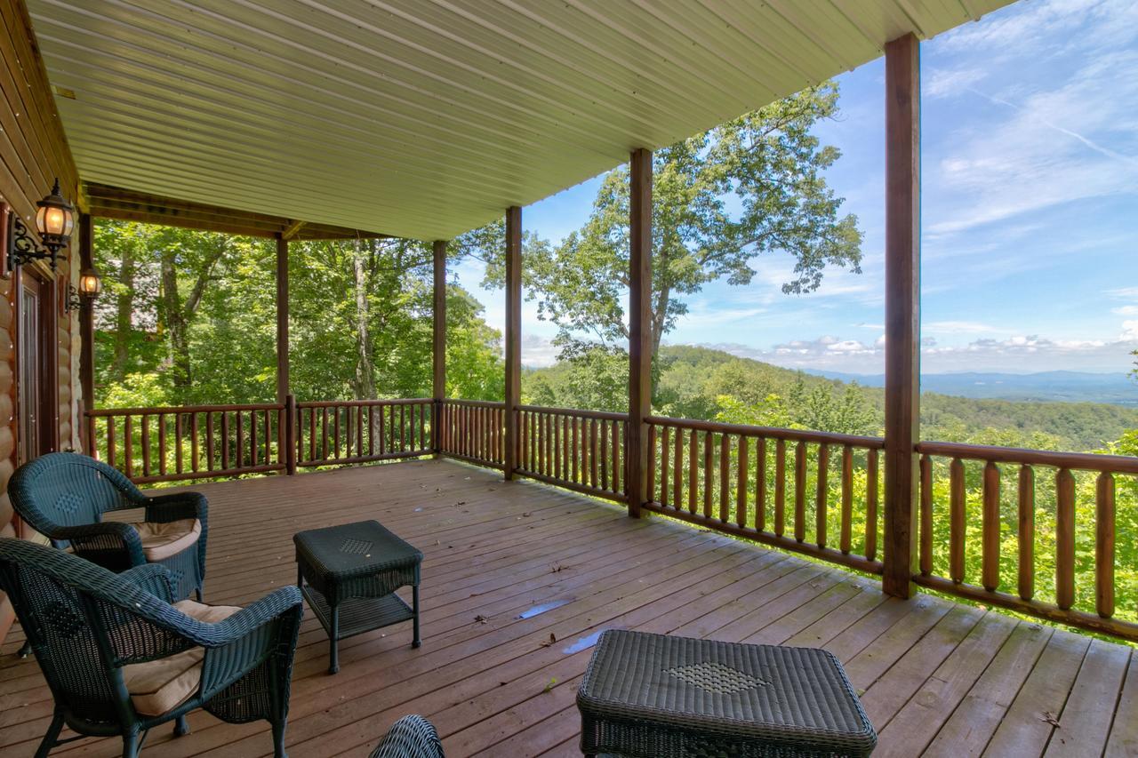 Moon Kiss Villa Blue Ridge Exterior photo